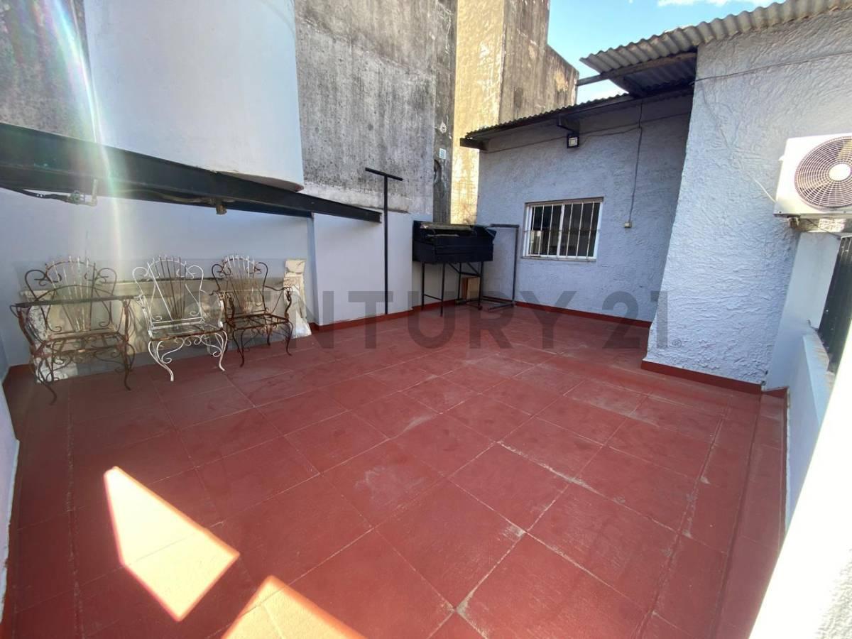Venta PH 4 Ambientes Tipo Casa con Patio y Terraza en Saavedra — foto 1
