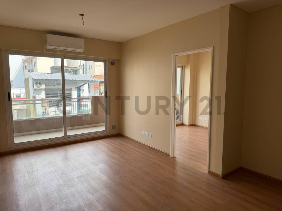 VENTA 2 AMBIENTES CON BALCÓN Y COCHERA EN CABALLITO A ESTRENAR — foto 1
