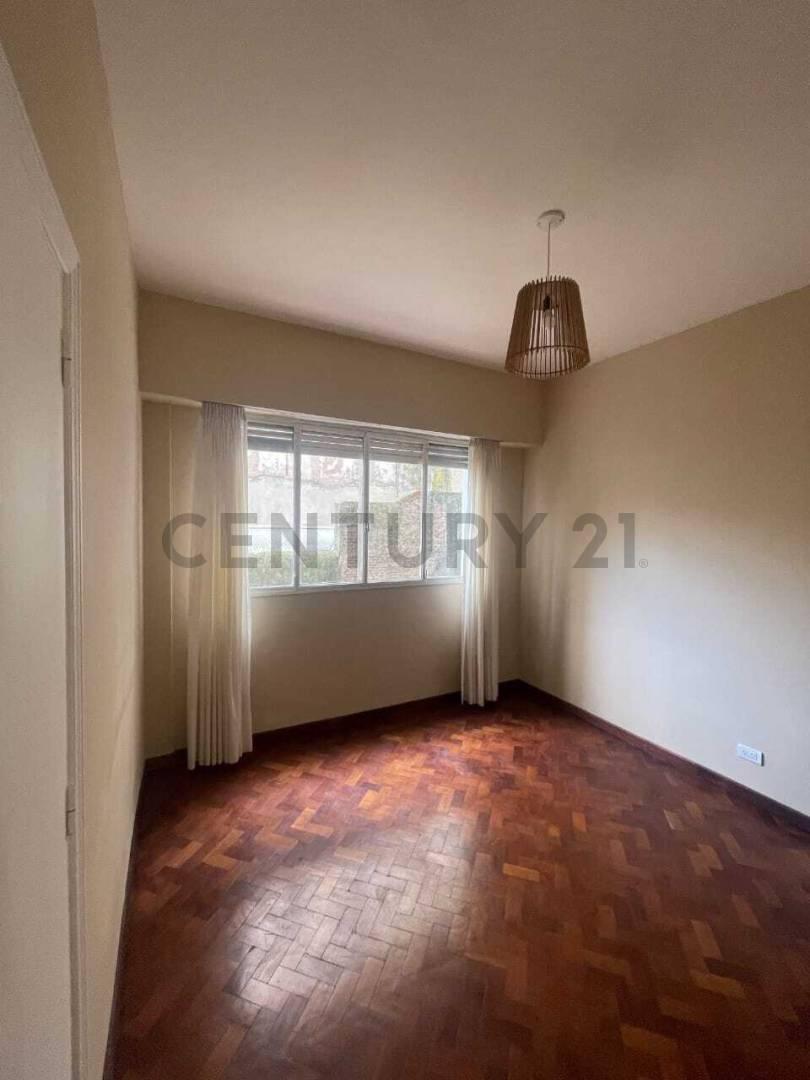 Alquiler departamento 2 ambientes en Recoleta — foto 1