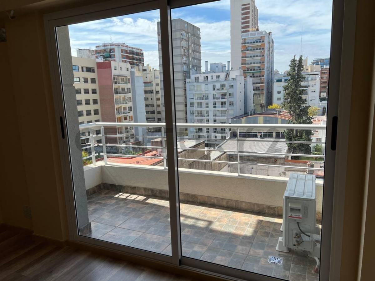 Monoambiente con Balcón en Alquiler — foto 1
