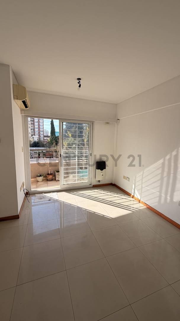 VENTA DEPARTAMENTO 2 AMBIENTES CON BALCÓN — foto 1