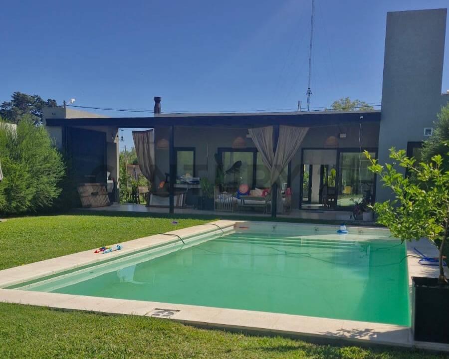 Casa de 2 Dormitorios en venta en Ignacio Correa — foto 1