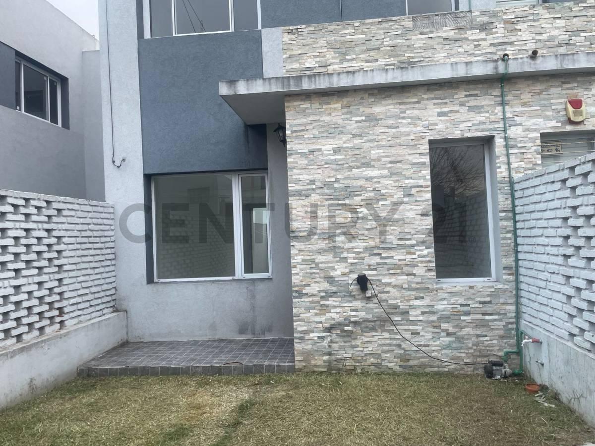 Dúplex en alquiler en Ringuelet — foto 1