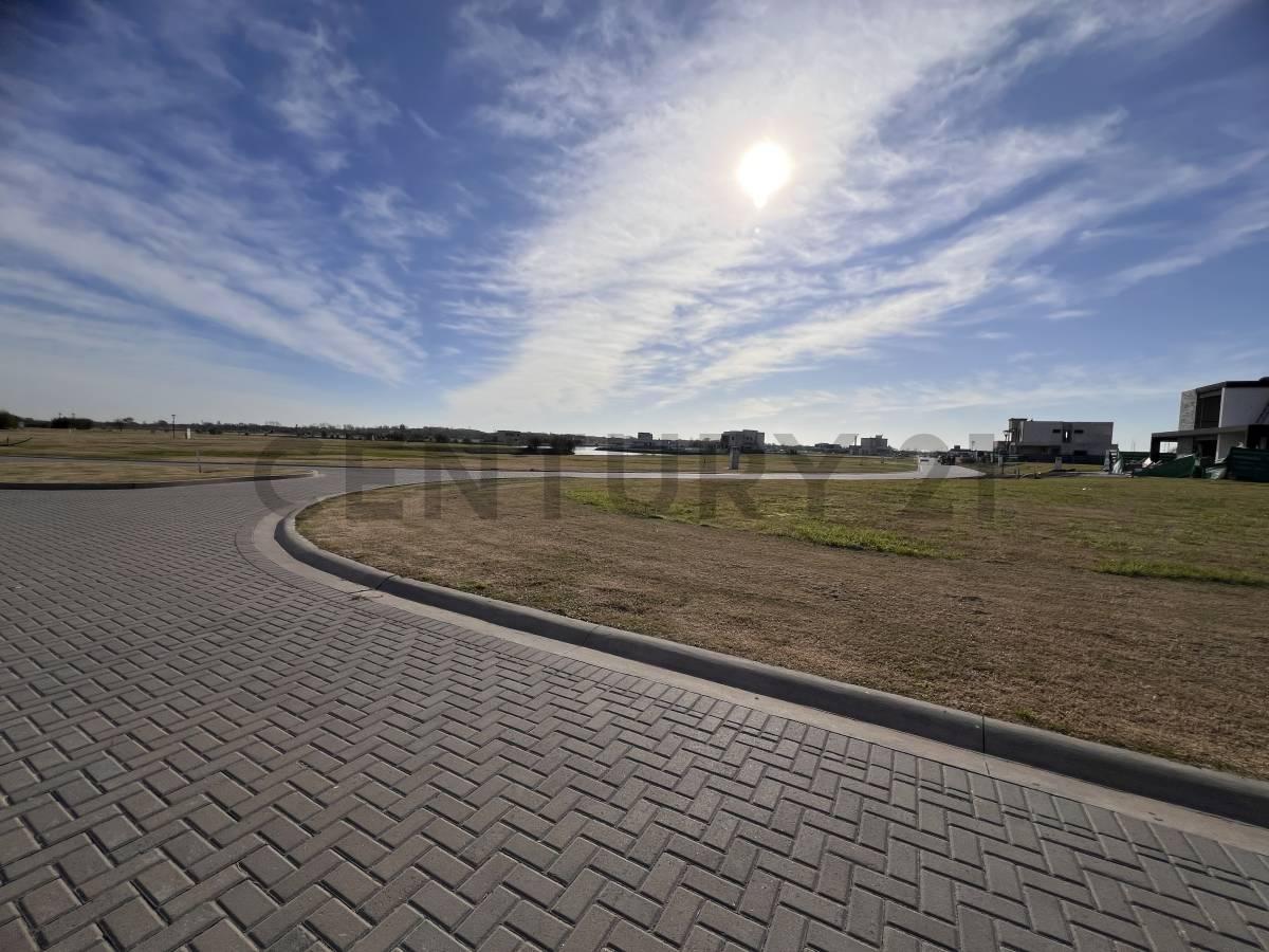 Lote en Venta en El Cano-Pueblos del Plata — foto 1
