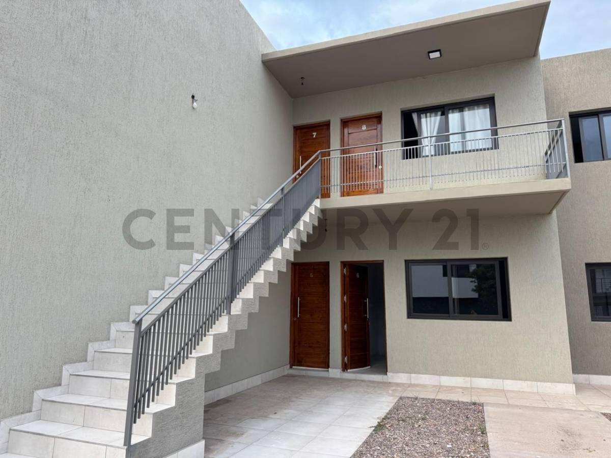 C21 Lucio Barroso Vende Departamento en Rincón Véneto — foto 1