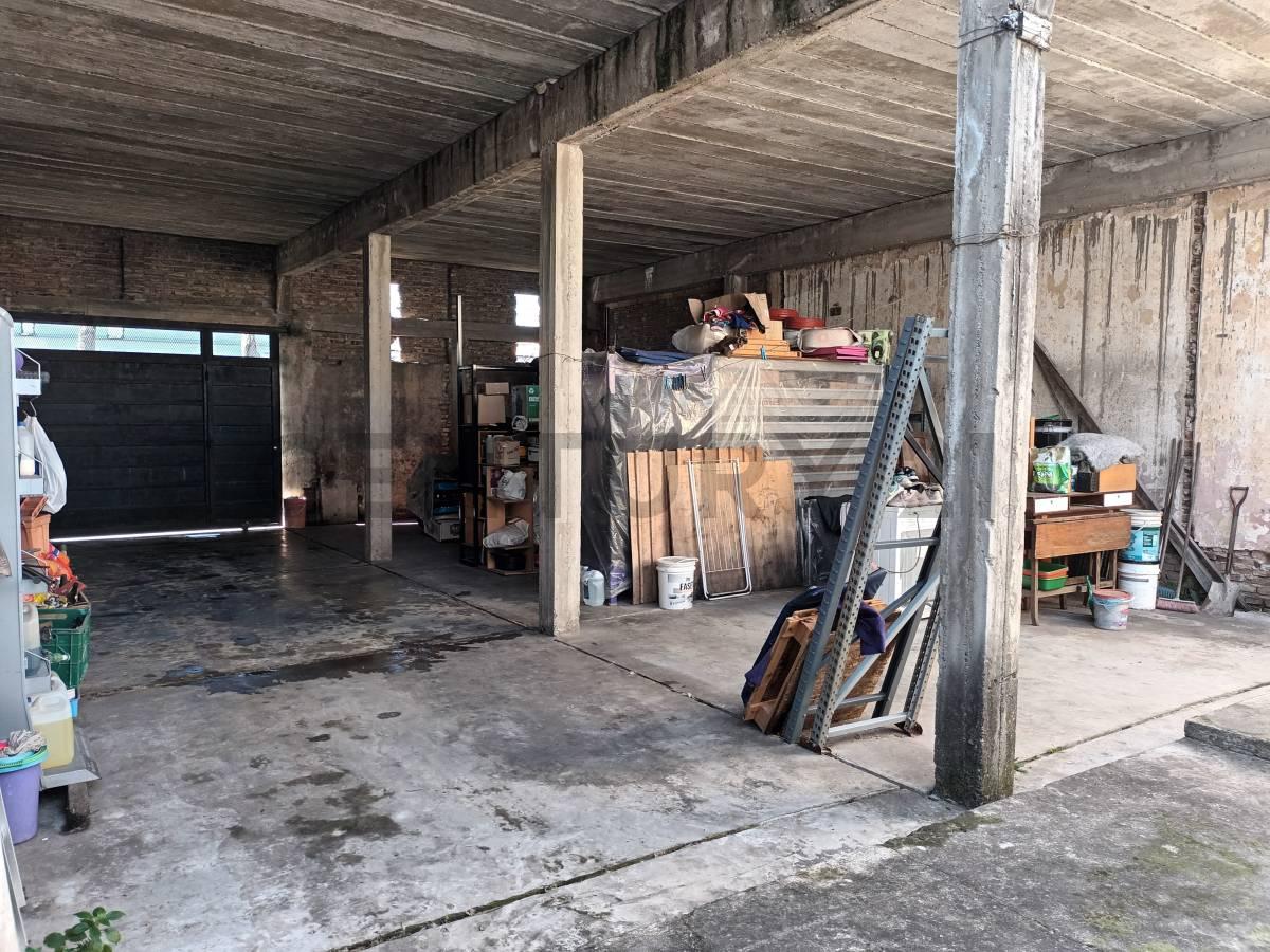 Lote C/ Losa 95m² Ideal Taller O Depósito - Toma Vehículo / Financia — foto 1