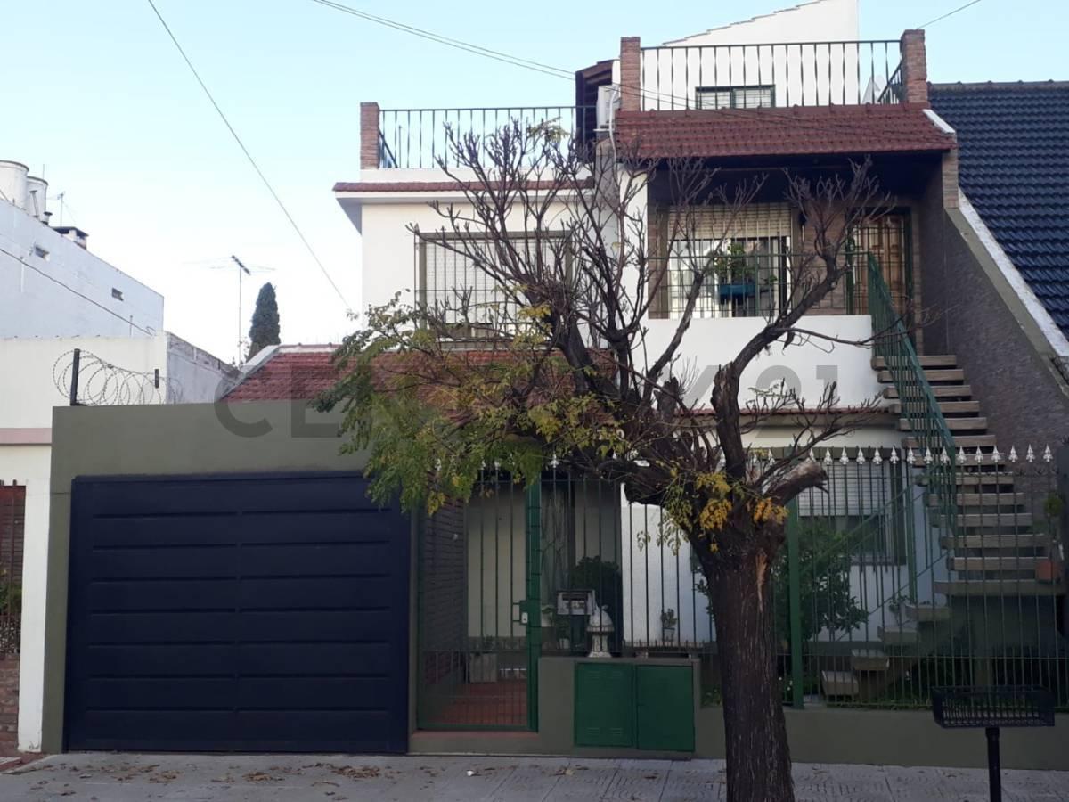 Alquiler casa en PH en Villa Ballester — foto 1