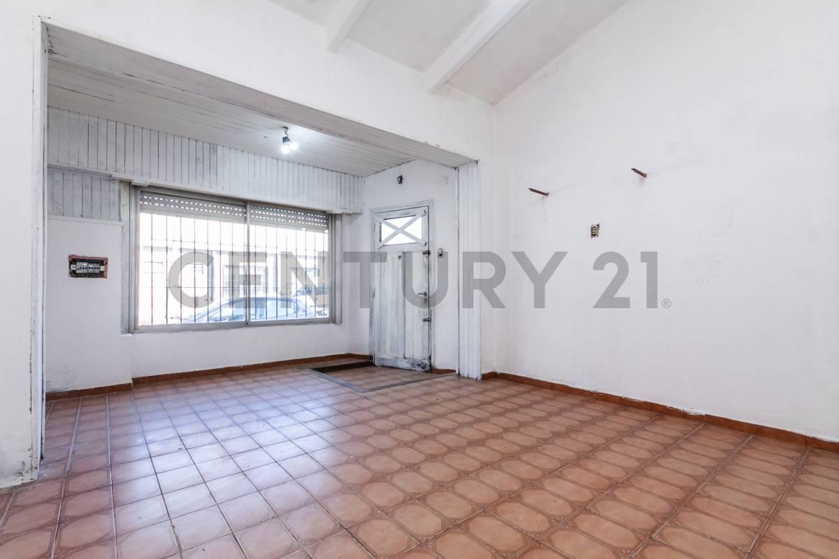 VENTA PH AL FRENTE CON PATIO EN QUILMES — foto 1