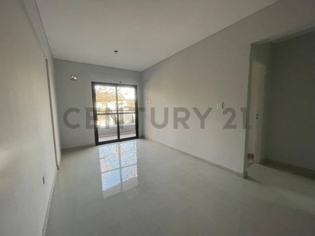 Venta de departamento dos ambientes en Banfield — foto 1