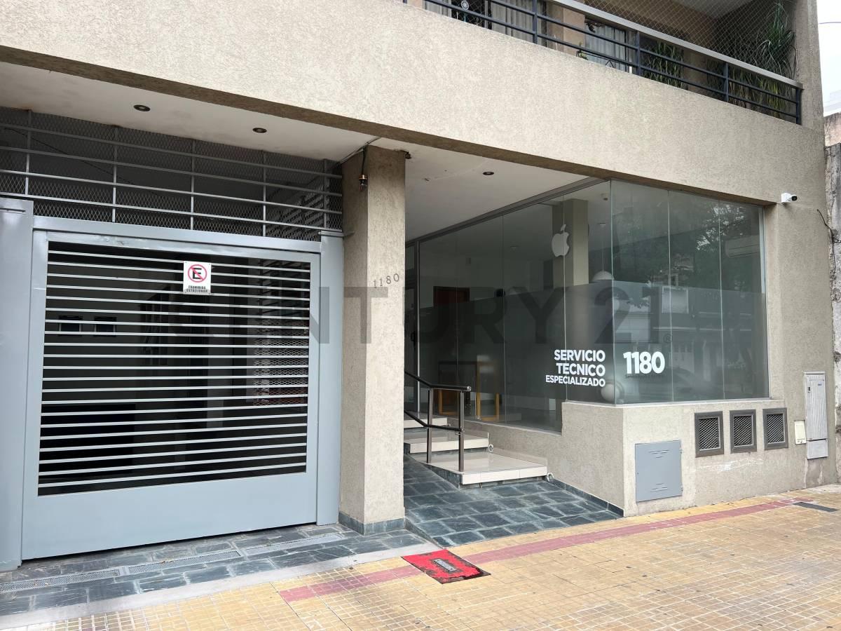 Local en Venta 48 e/ 18 y 19 — foto 1