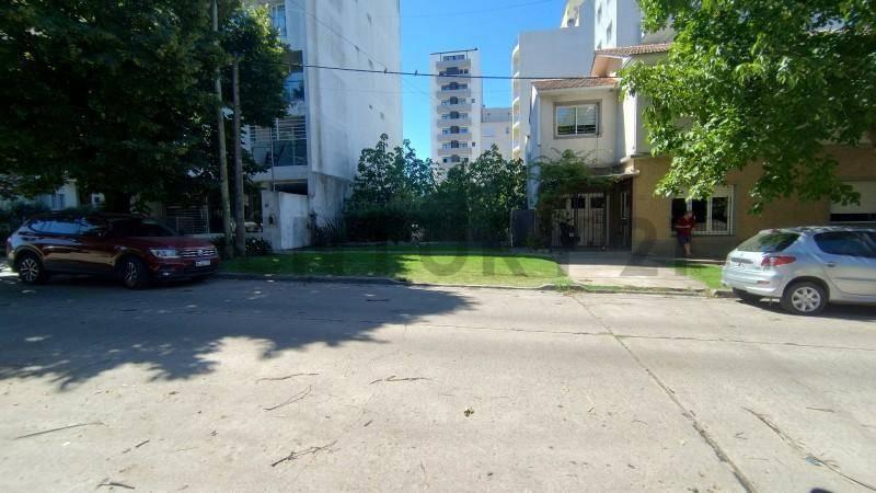 Venta Lote apto desarrollo, B° San Carlos, zonificación R3. — foto 1
