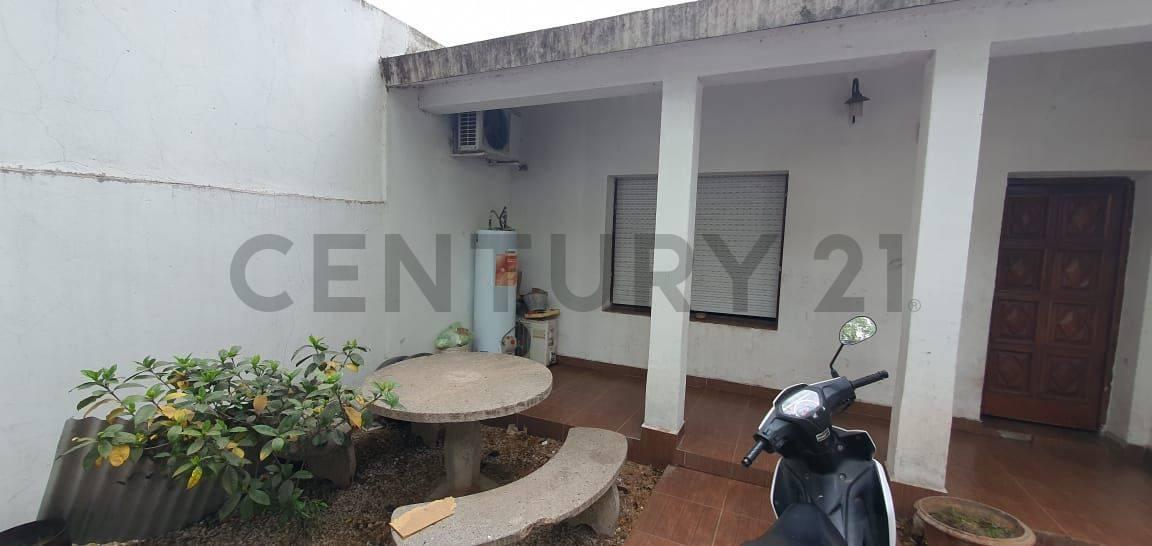 Venta - Casa 2 dormitorios - Cañada de Gomez — foto 1