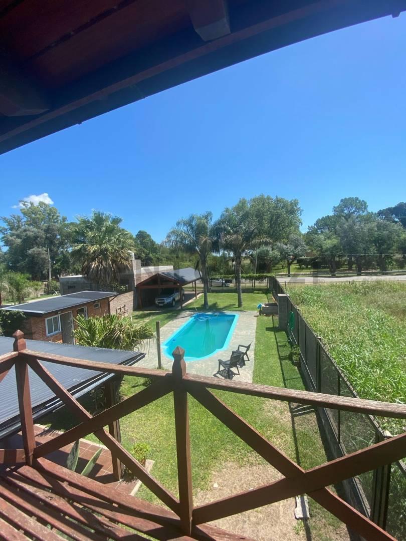 Venta - Casa con pileta en Ibarlucea — foto 1
