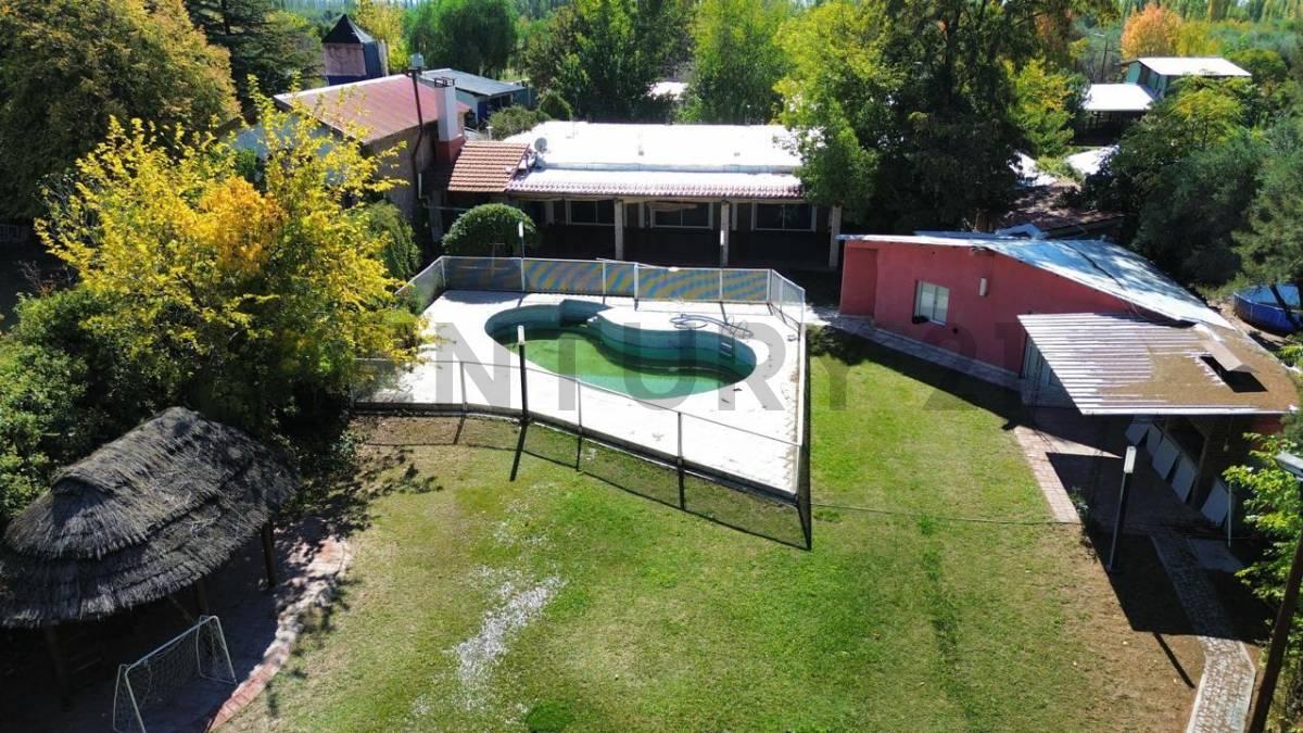 SE VENDE CASA Y SALON LUNLUNTA - MAIPU — foto 1