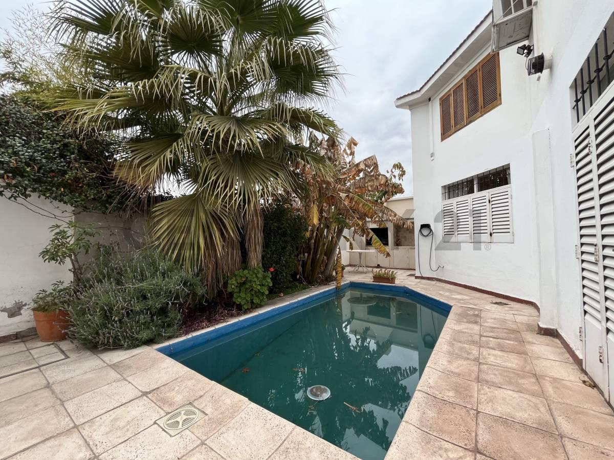 Century 21 López vende casa en barrio Bombal Sur, Godoy Cruz. — foto 1