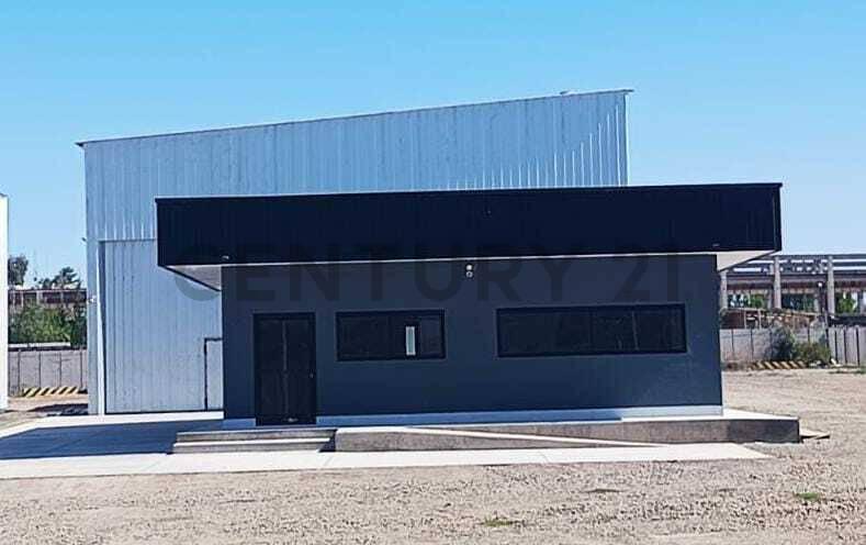 Alquiler de Galpón y Oficinas sobre calle Rodriguez Peña — foto 1