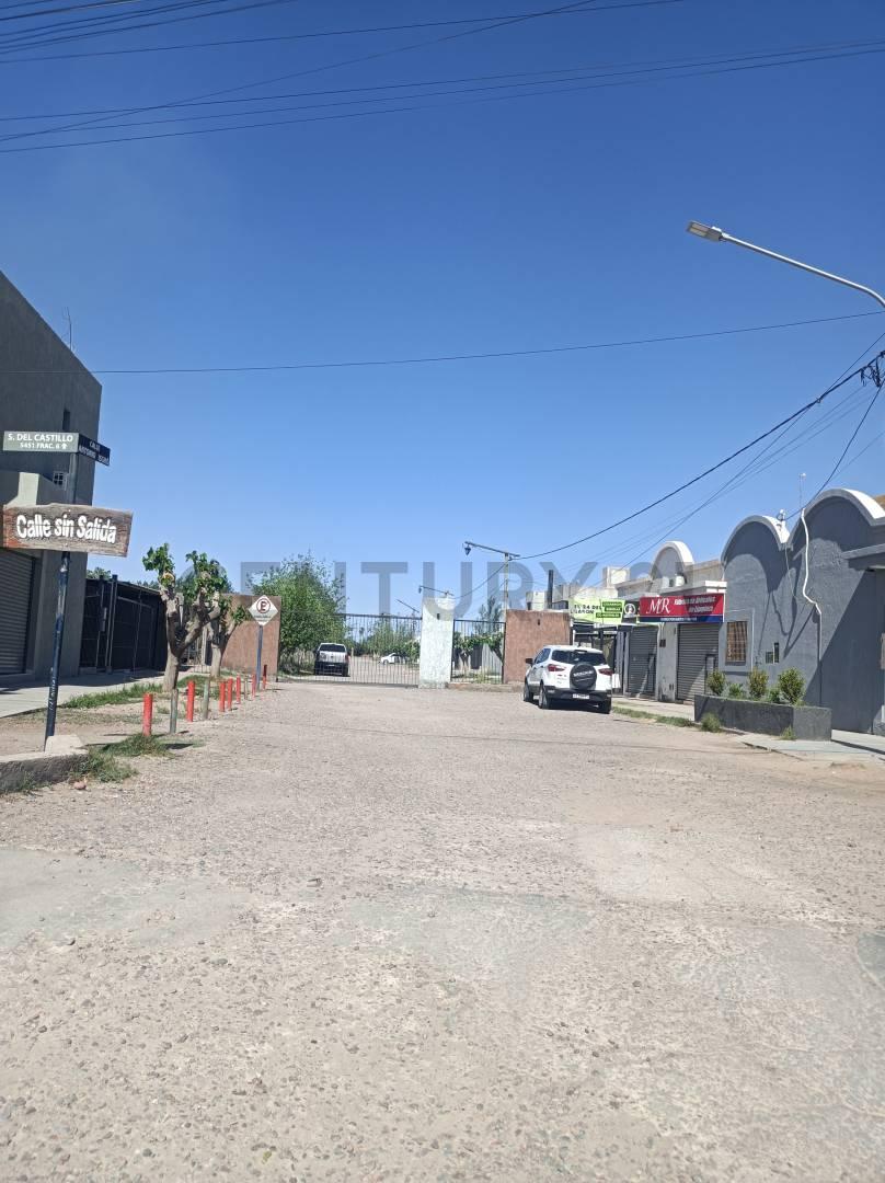 Century21 López ofrece a la venta Terreno en Barrio cerrado "Isgró", en Los Corralitos, Guaymallén. — foto 1