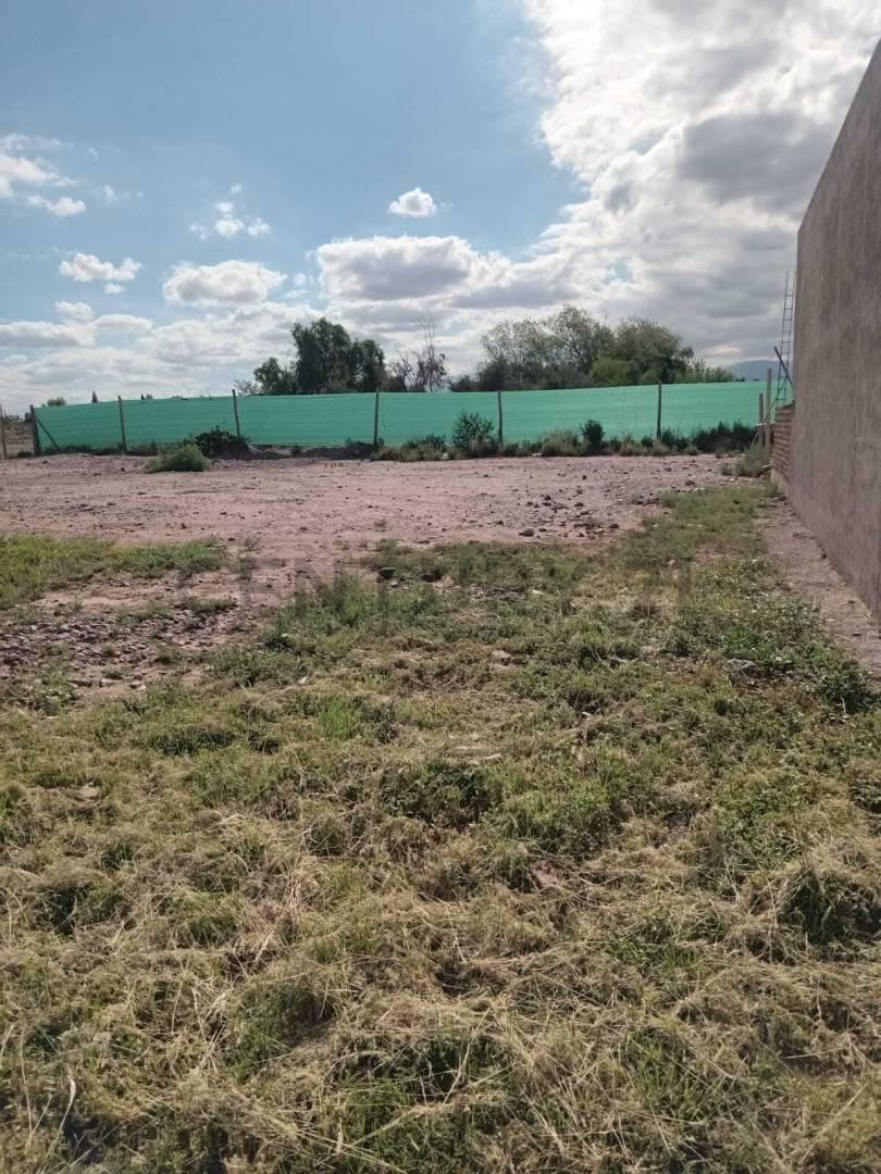 SE VENDE LOTE EN BARRIO DISTRICTO MORON, MAIPU — foto 1