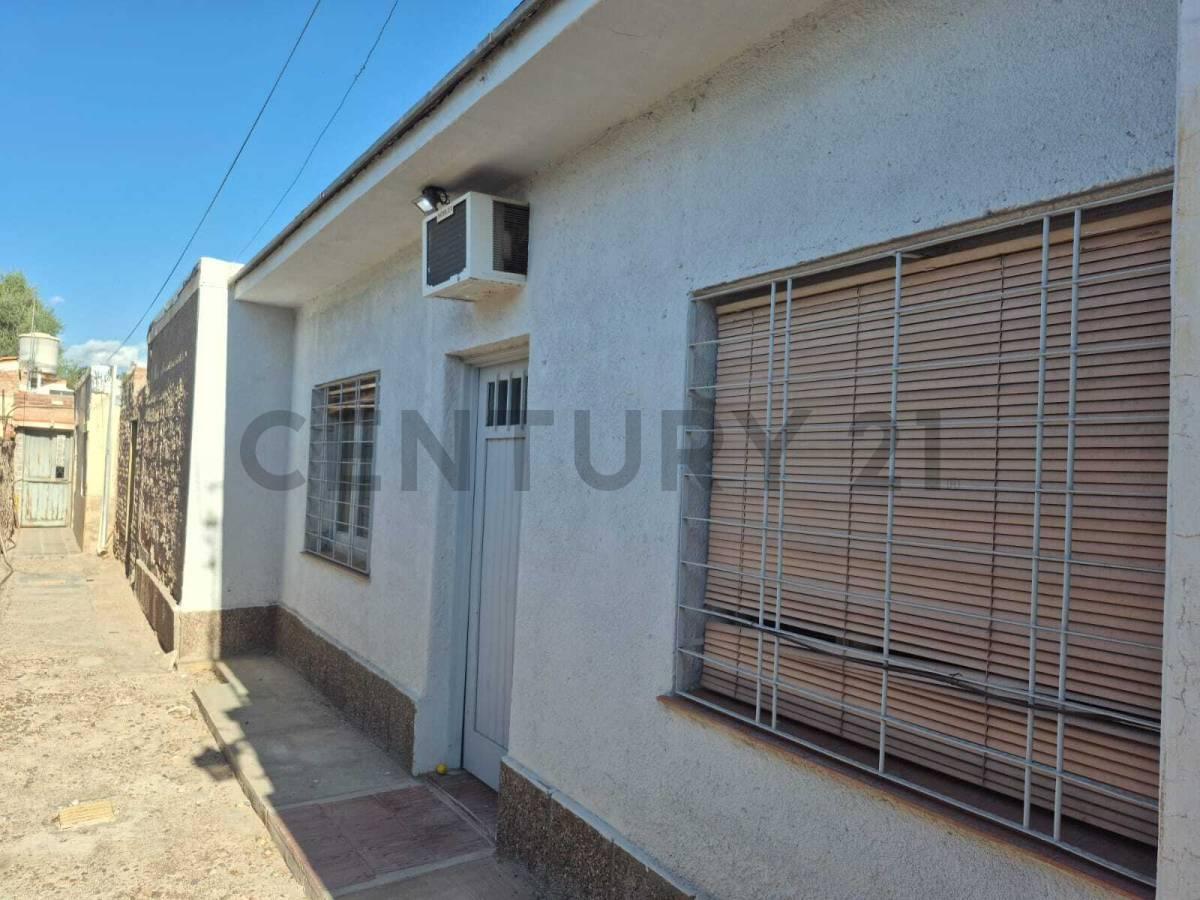Venta de casa en Villa Nueva, Guaymallen — foto 1