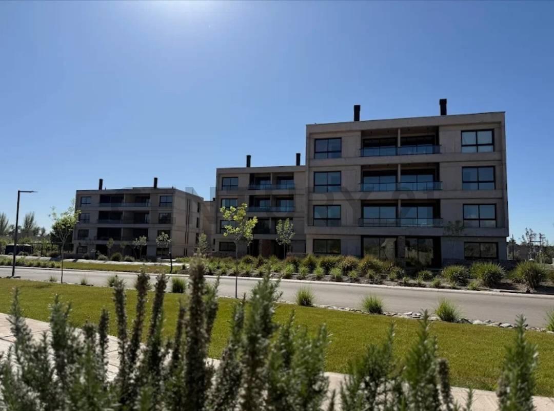 LOTE EN VENTA VISTALBA LUJAN DE CUYO — foto 1