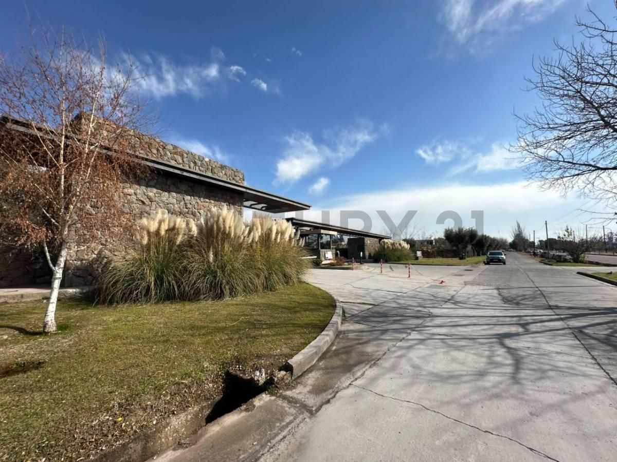 Terreno en VENTA Barrio Yrigoyen, Luzuriaga, Maipu — foto 1