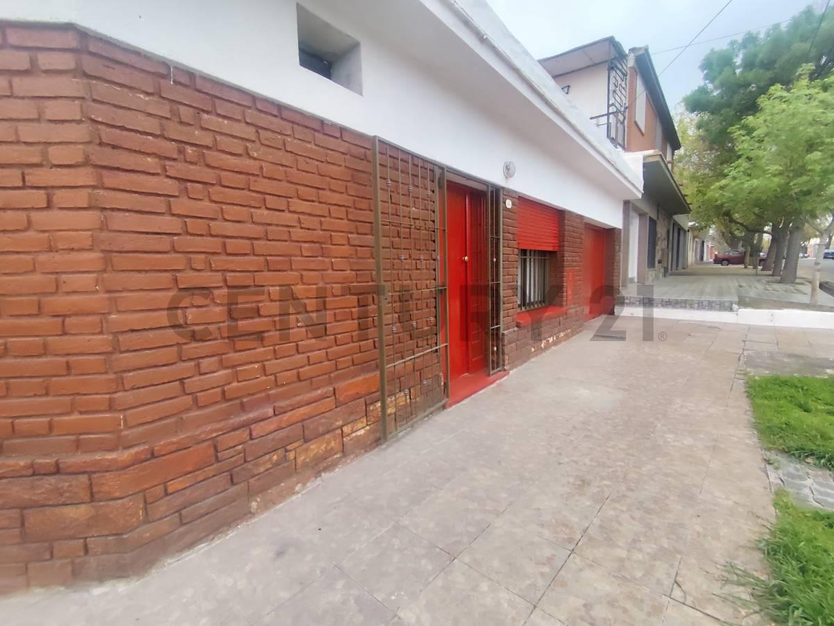 Venta Casa 3 ambientes Dorrego — foto 1