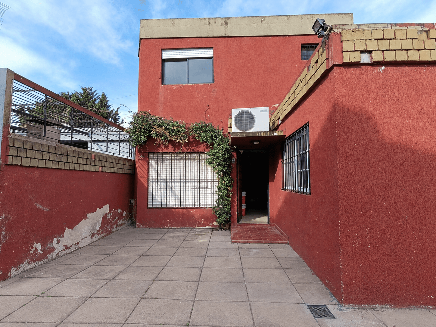 VENTA-PH 4 AMBIENTES EN CASTELAR — foto 1