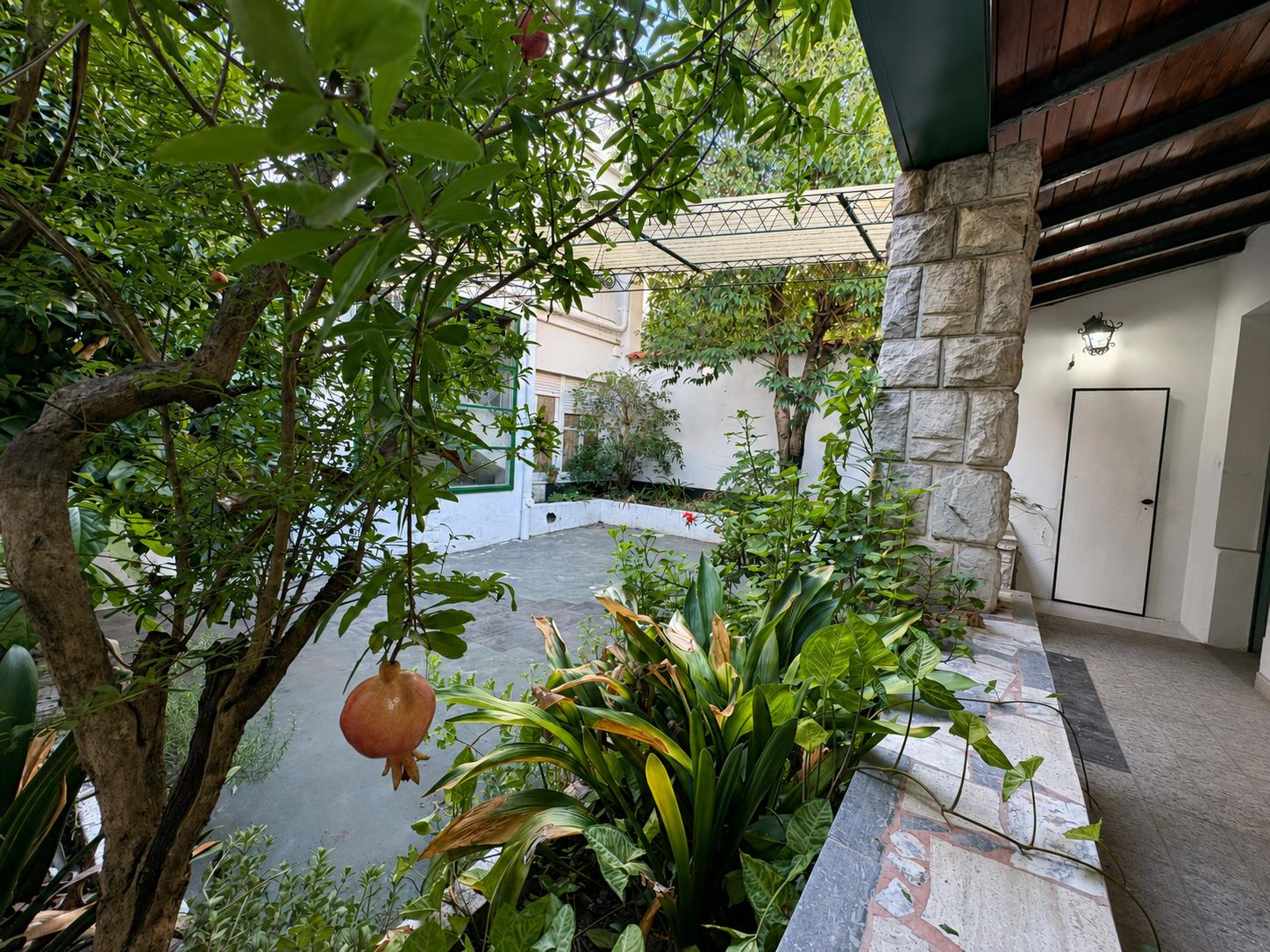 VENTA PH, SIN EXPENSAS CON 2 PATIOS Y TERRAZA | PARA RECICLAR | VILLA PUEYRREDÓN — foto 1