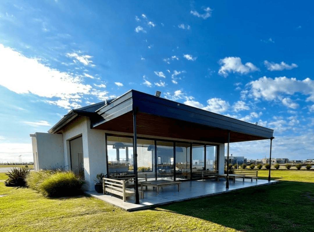 VENTA LOTE INTERNO EN BARRIO CERRADO SANTA CLARA AL SUR — foto 1
