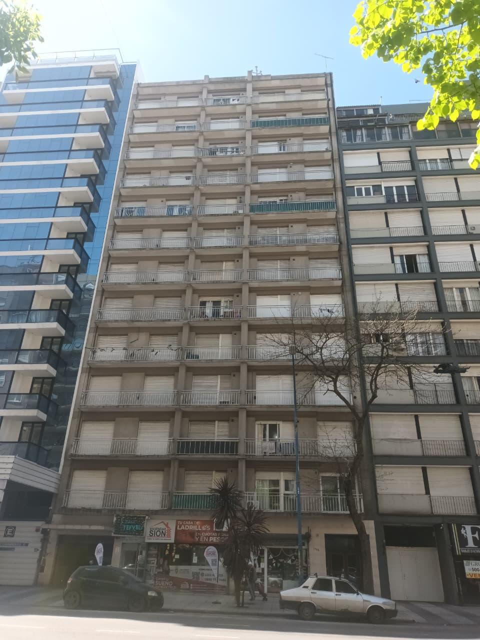 Venta departamento 2 Ambientes 1 cuadra de la Playa — foto 1