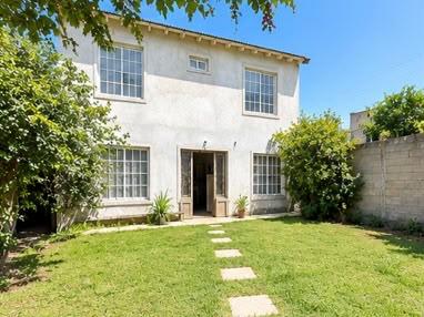 VENTA CASA 4 AMB, GARIN, APTA CREDITO 70.000 USD — foto 1