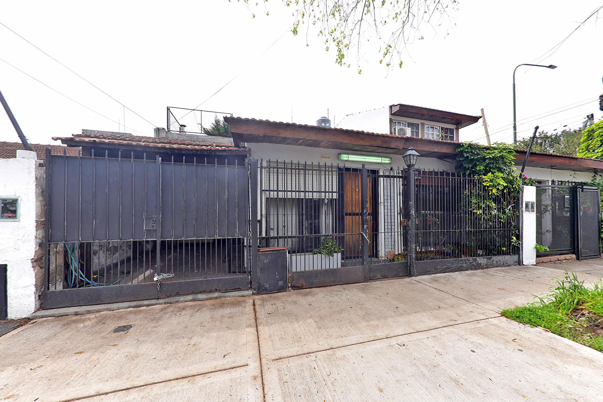 VENTA PH 3 AMBIENTES CON COCHERA A REFACCIONAR OPORTUNIDAD EN MARTINEZ — foto 1