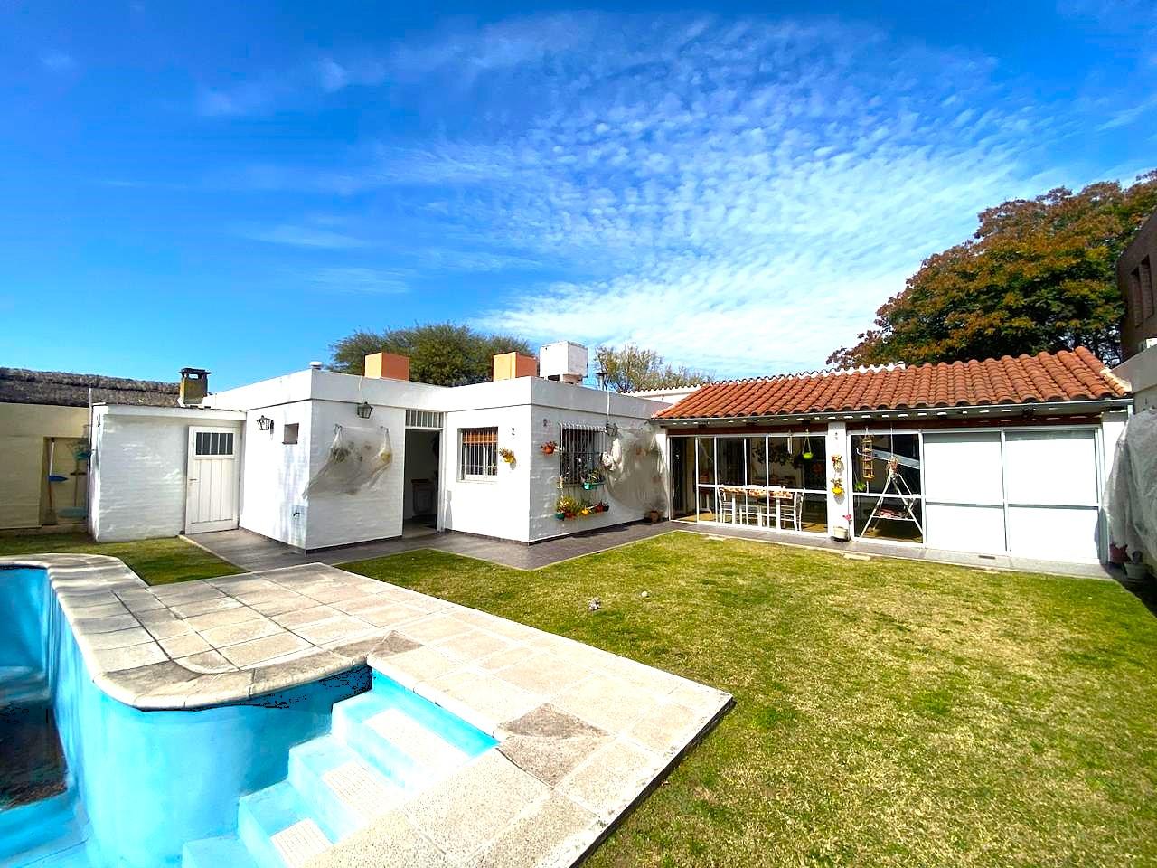 Casa en venta en Villa Belgrano | Excelente ubicación y potencial profesional — foto 1