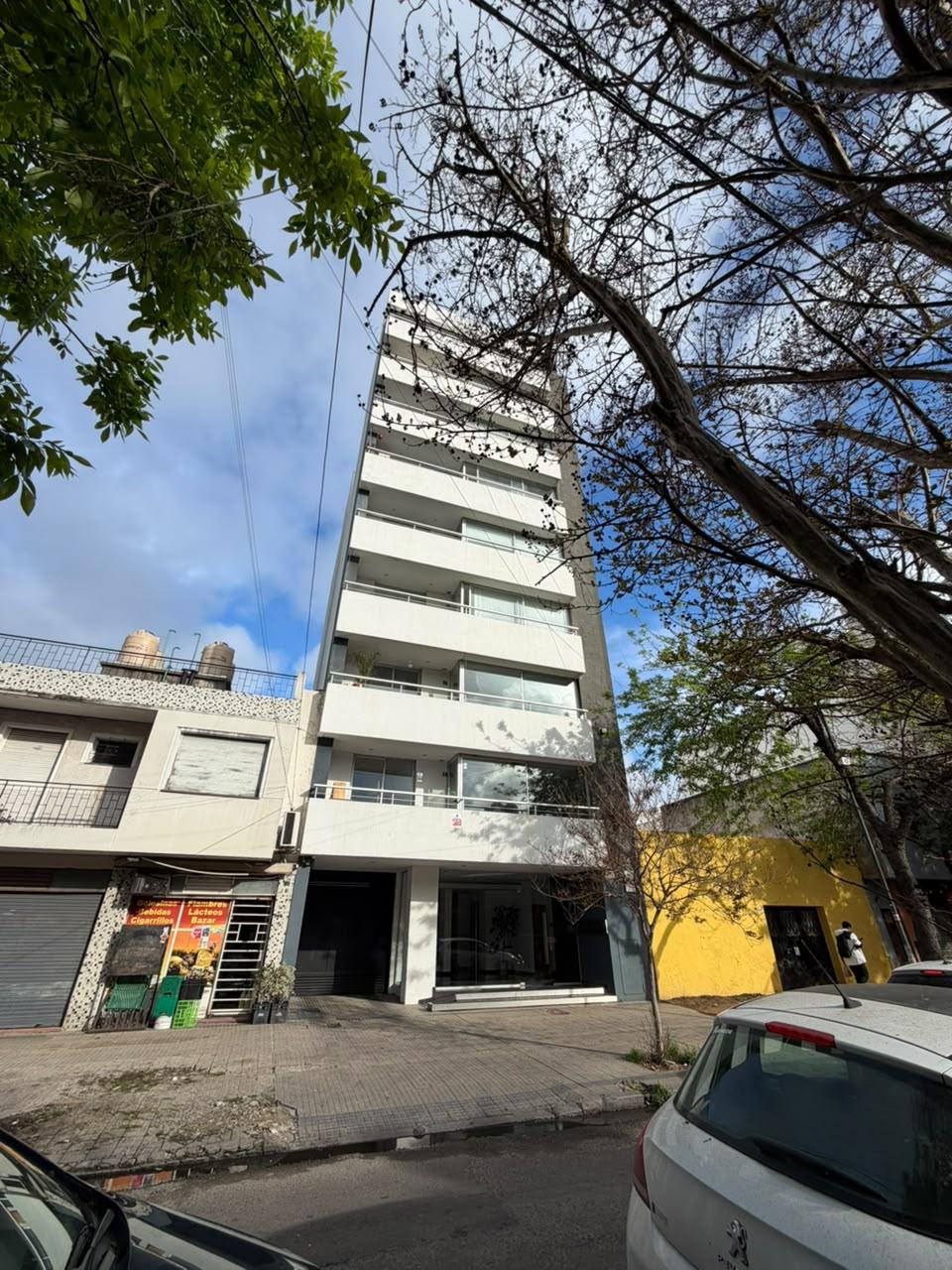 Departamento en alquiler en La Plata — foto 1