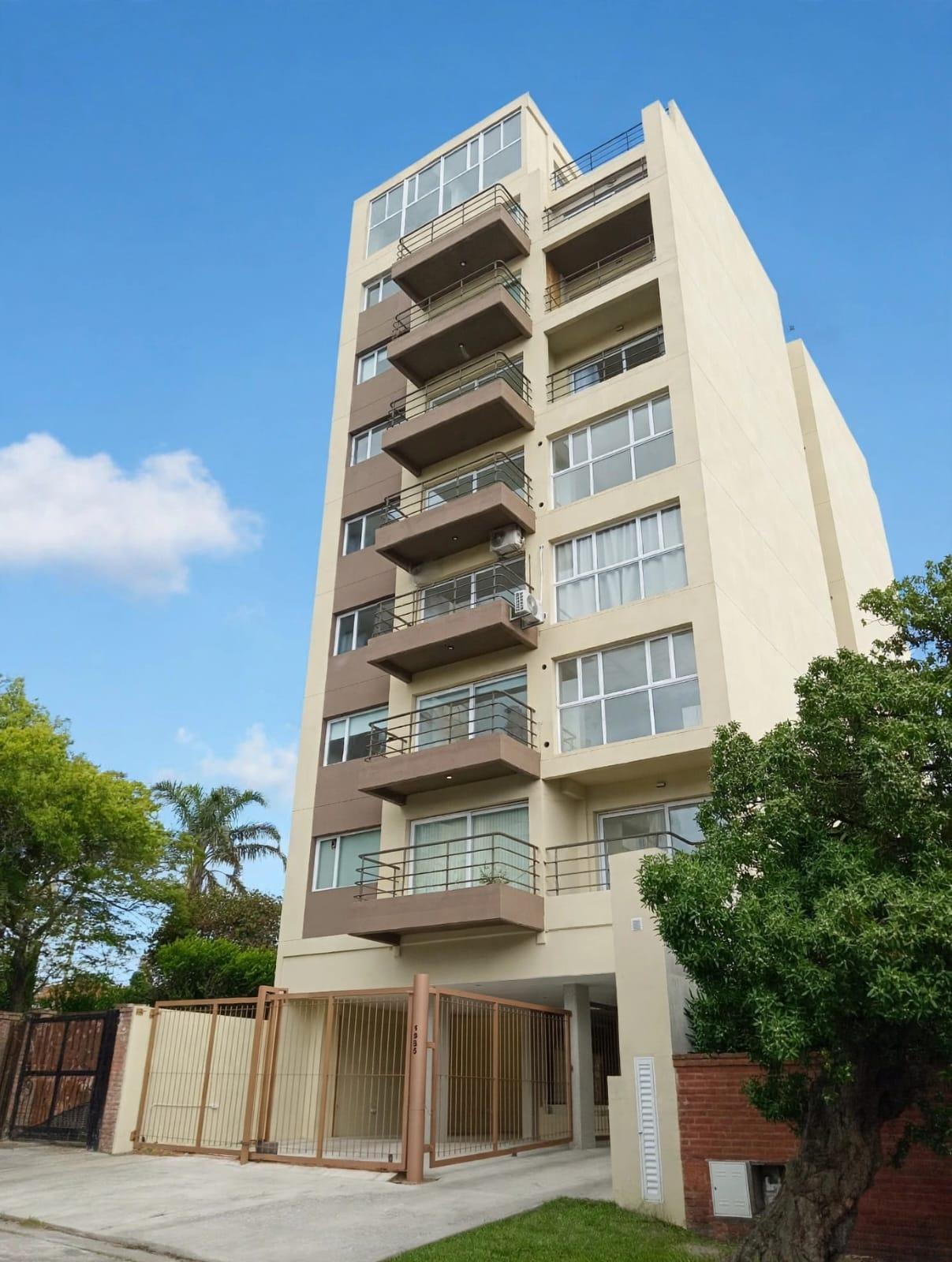 Venta de departamento monoambiente con cochera, Punta Mogotes, Mar del Plata. — foto 1