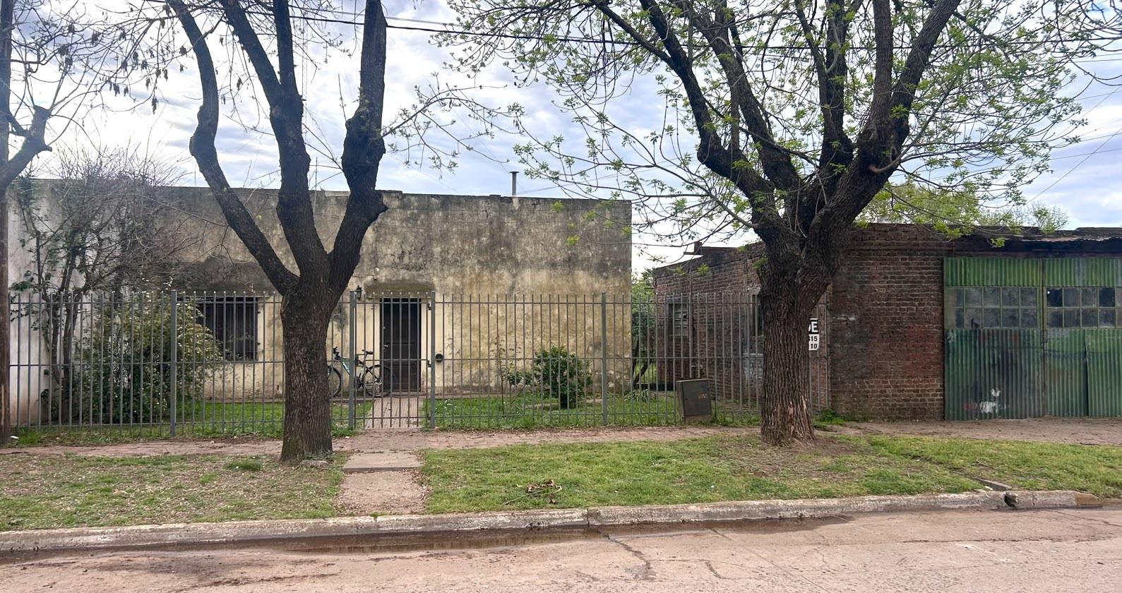 Casa + Galpón en VENTA- Santa Isabel — foto 1