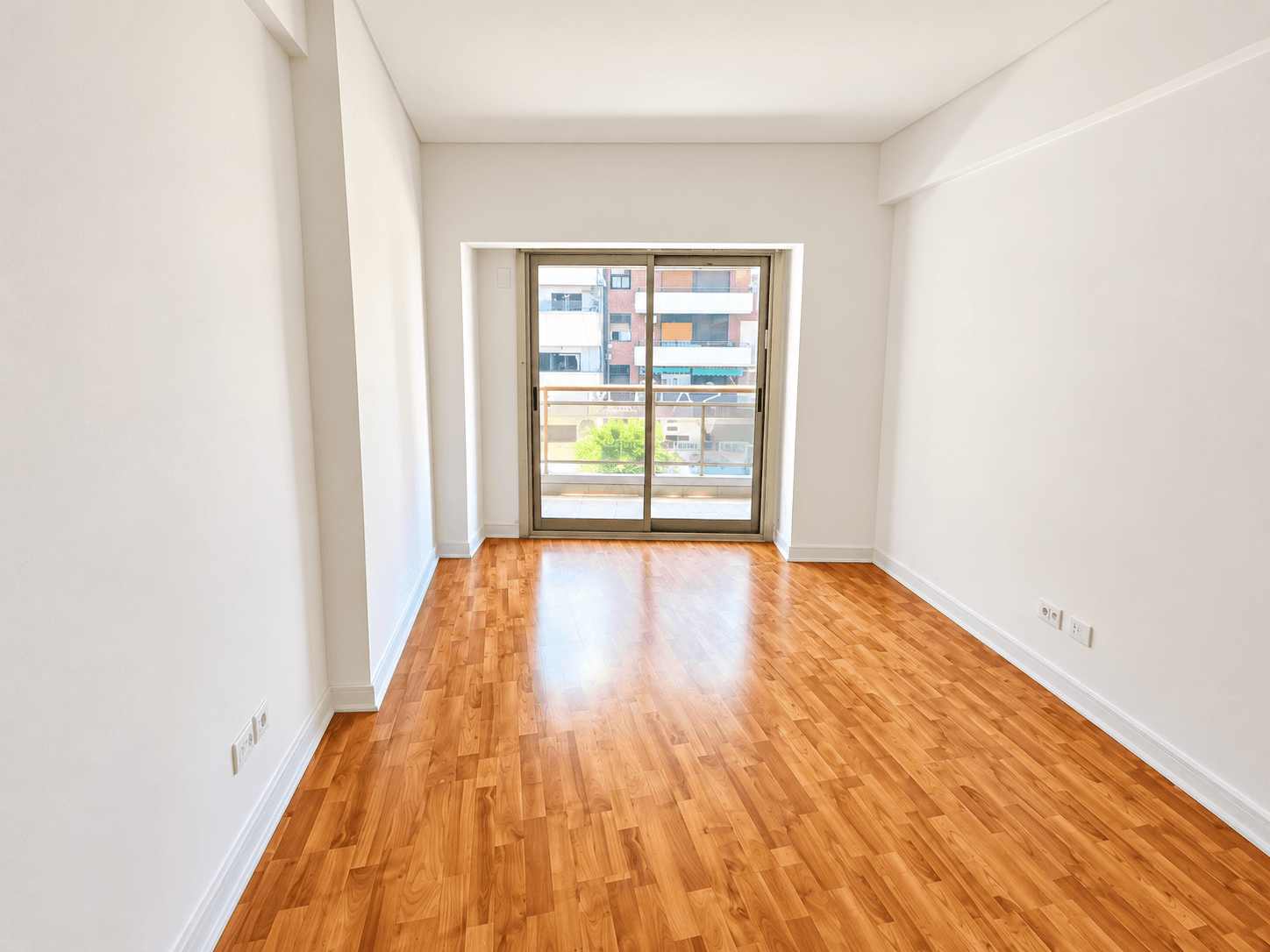 VENTA DEPARTAMENTO 4 AMBIENTES CON COCHERA EN BARRIO NORTE — foto 1