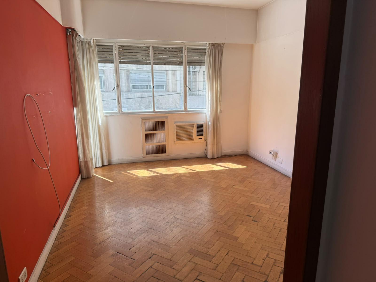 Departamento En Alquiler 3 ambientes con Balcon mas dependencia en San Cristobal — foto 1