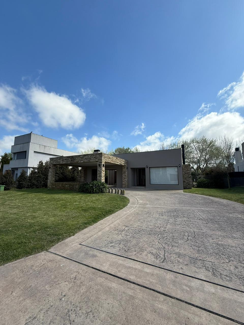 VENTA CASA 4 AMBIENTES RUMENCO — foto 1