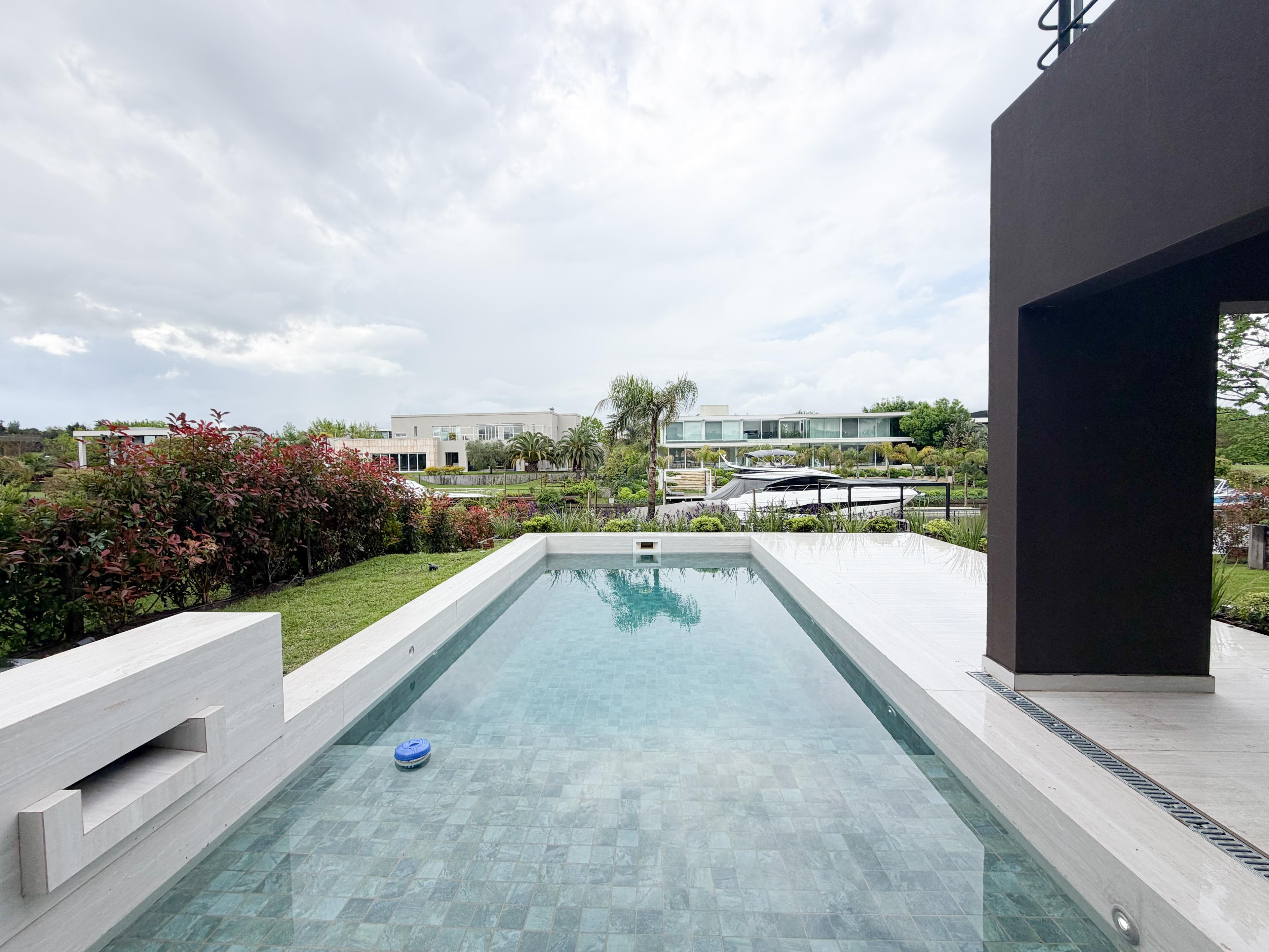 VENTA CASA EL YACHT ORIENTACIÓN NORESTE — foto 1