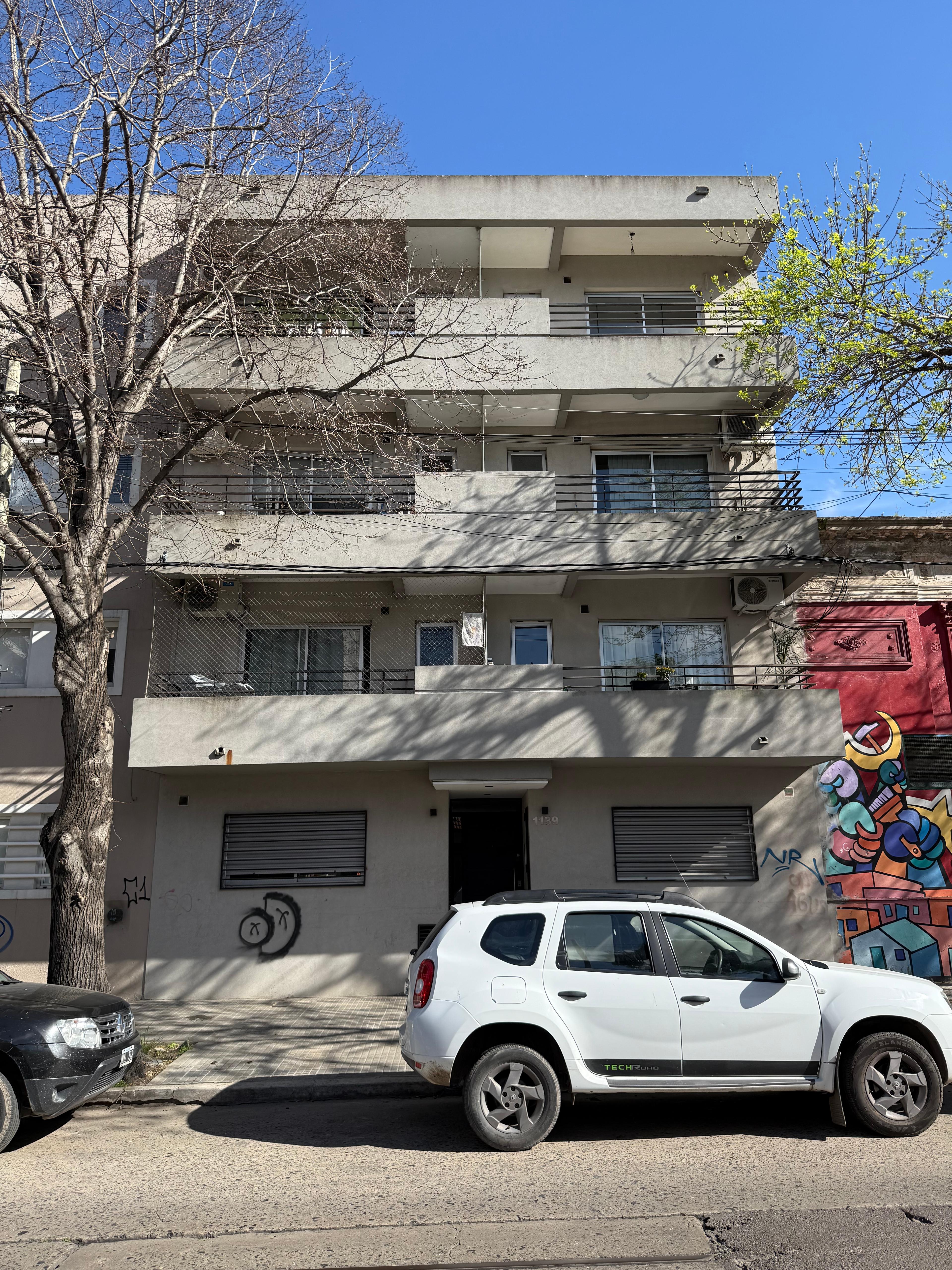 Departamento en venta La Plata, 1 dormitorio con patio, 49 e 17 y 18 La Plata — foto 1