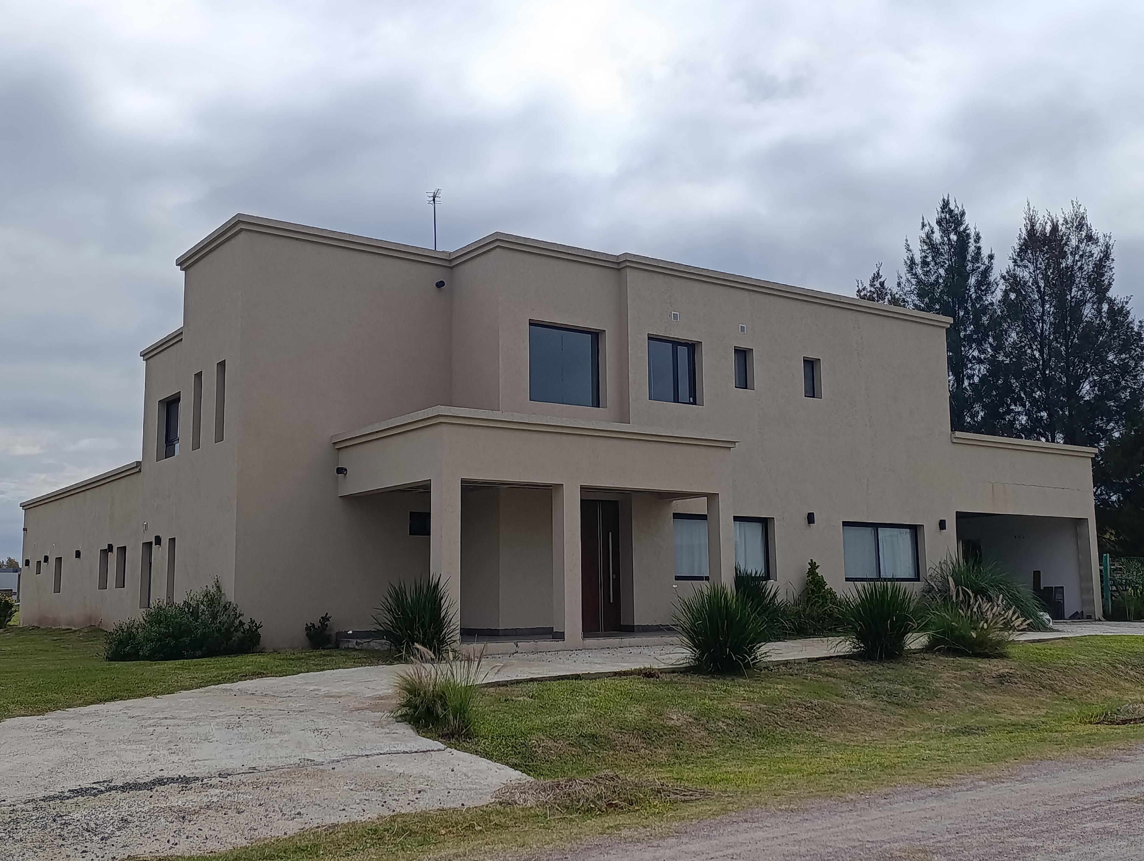 casa en venta 5 ambientes en barrio cerrado LAS CLANDRIAS CAMPANA — foto 1