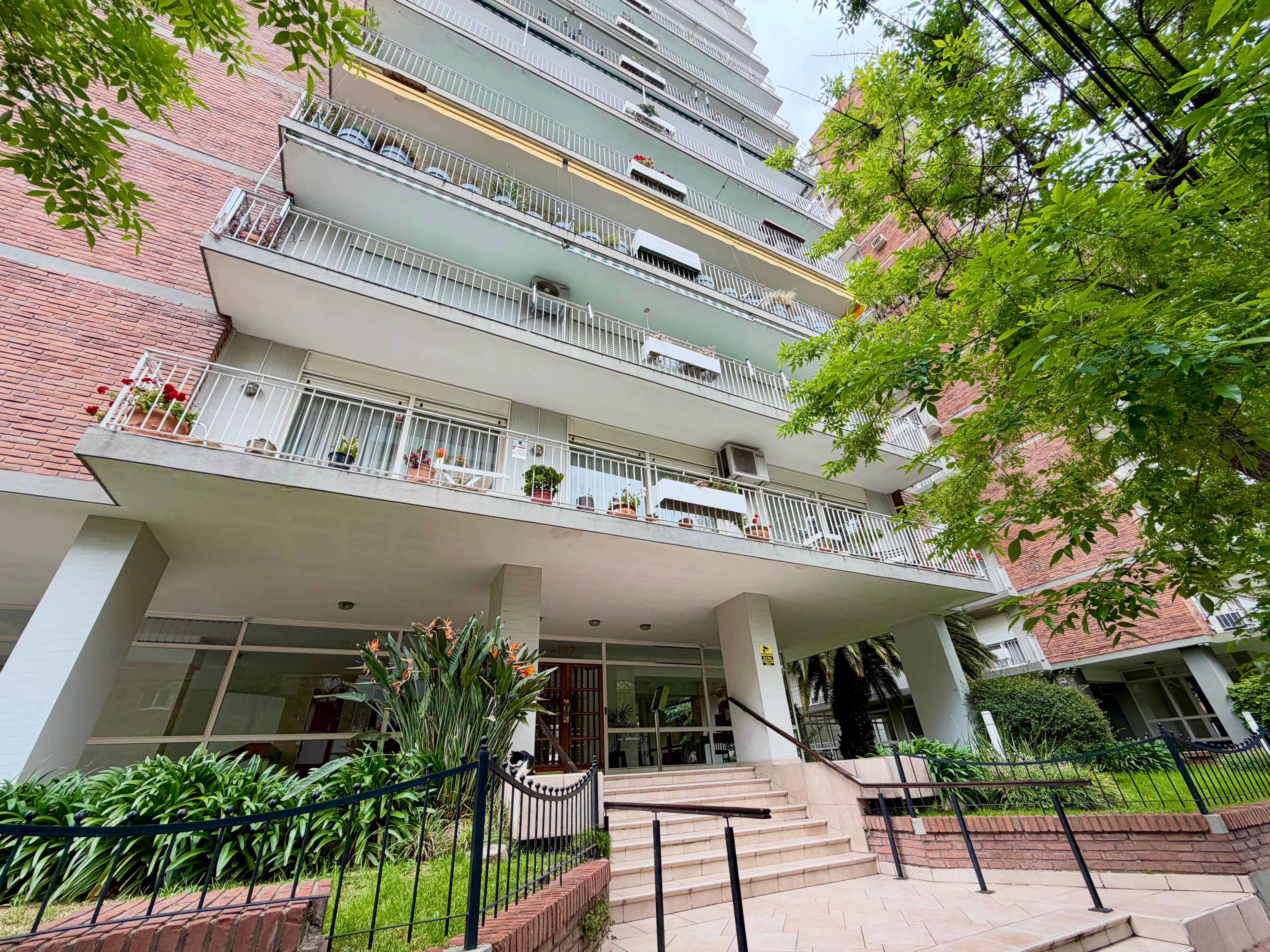 VENTA DEPARTAMENTO 3 AMBIENTES CON COCHERA EN MARTINEZ — foto 1