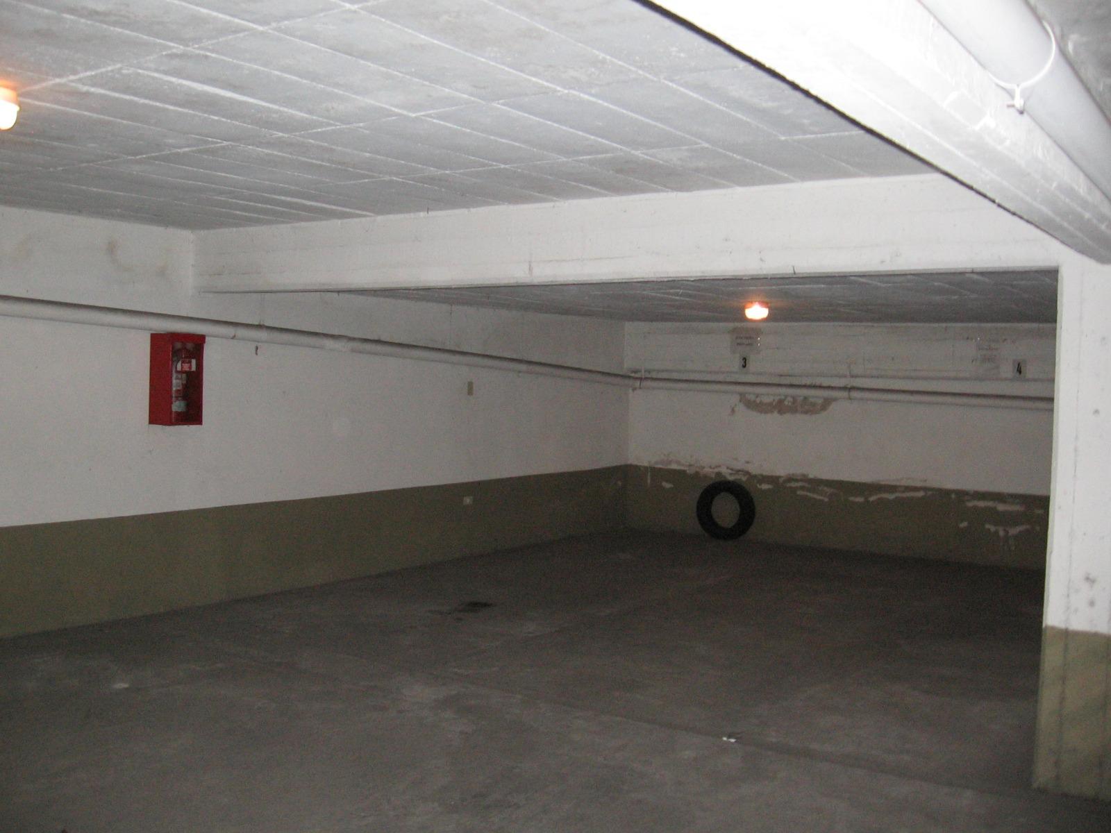 Cochera en venta en La Plata — foto 1