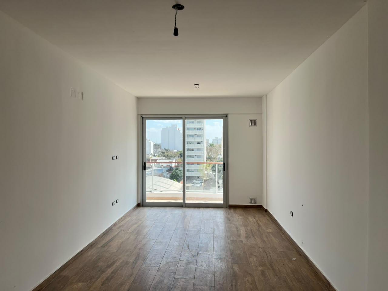 Departamento 2 Dormitorios en Construcción, La Plata - Venta — foto 1