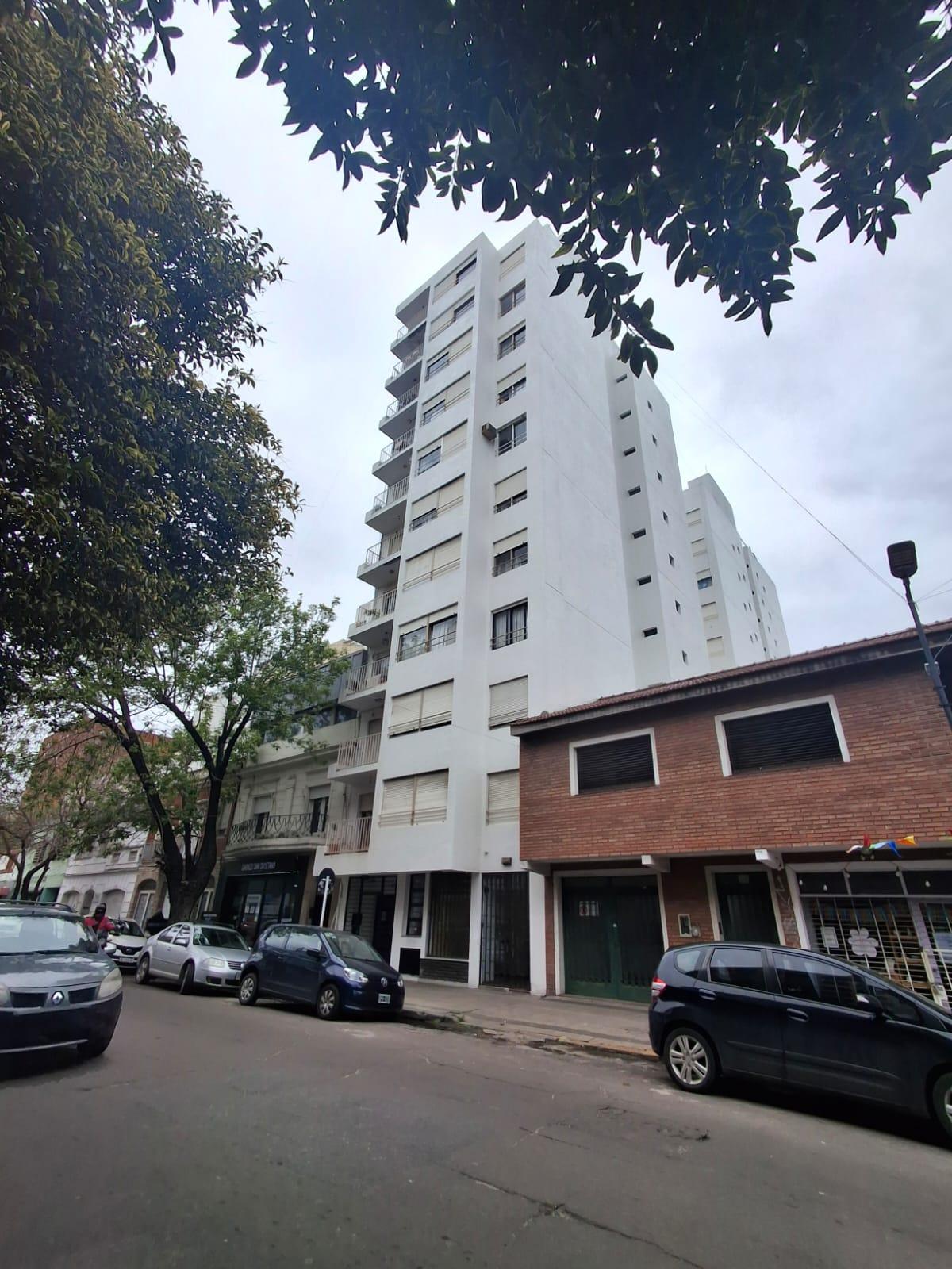 Departamento en alquiler en La Plata — foto 1