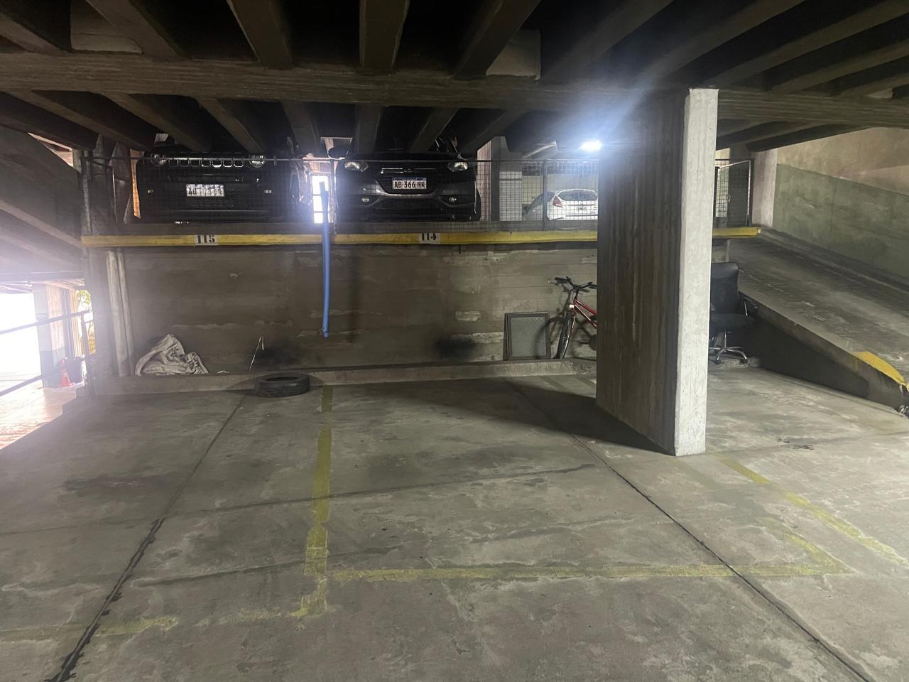 Cochera en alquiler en Recoleta — foto 1