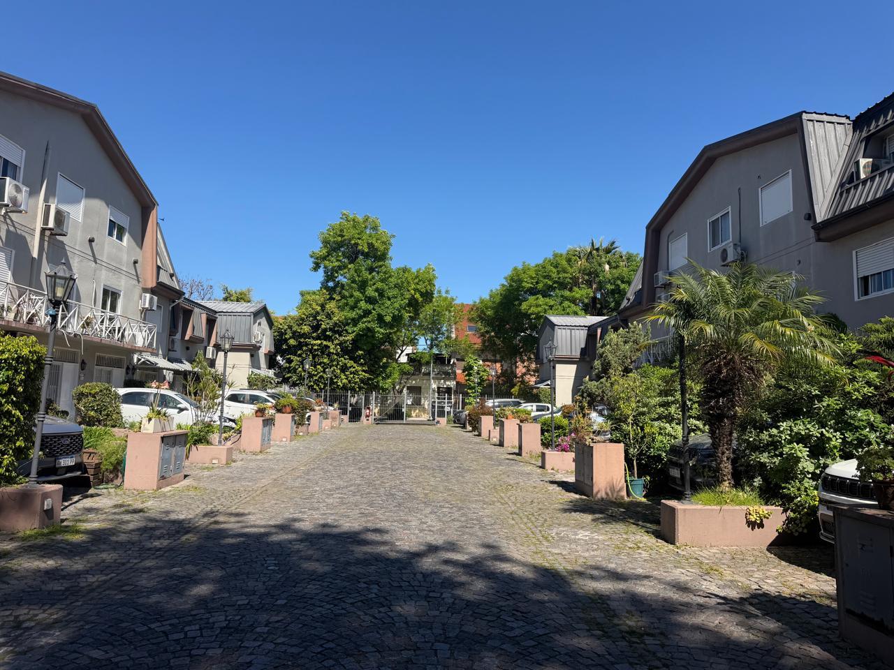 Ph tipo duplex 3 amb con cochera y patio en venta en Versailles APTO CRÉDITO — foto 1