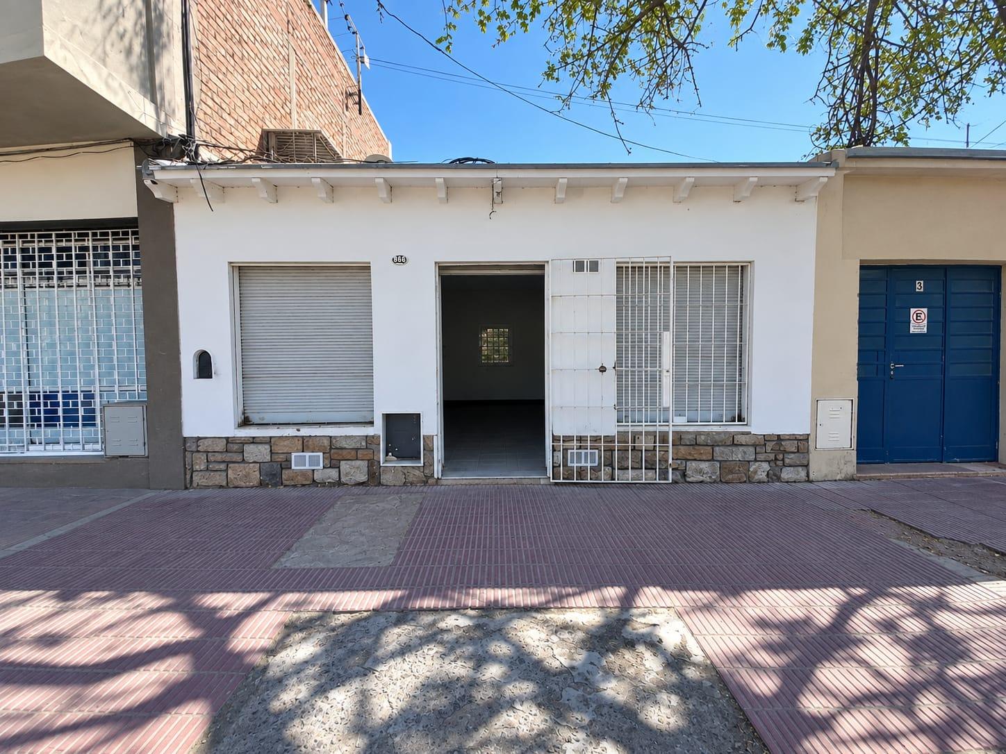 Local en venta en Guaymallen — foto 1