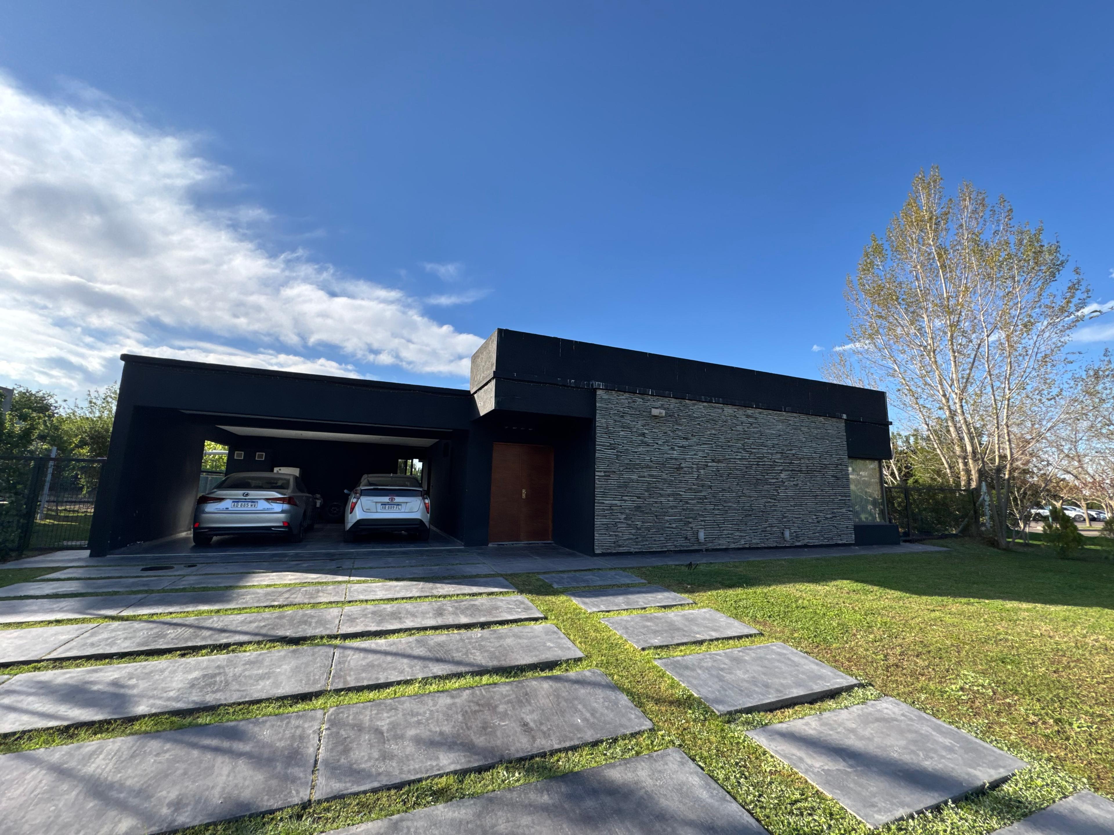Casa en venta en La Vacherie — foto 1